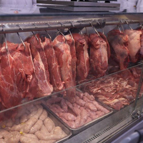 Vigilância em Saúde de Barra do Piraí reforça cuidado na escolha, preparo e conservação de alimentos da Ceia de Natal